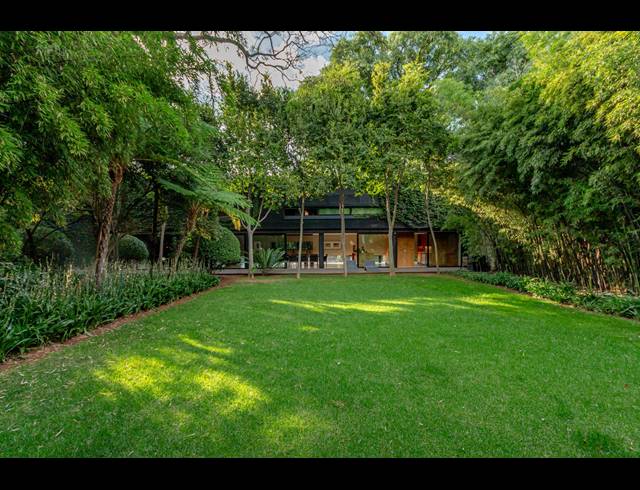 1.5 BEDROOM FREESTANDING RENTED IN FOREST TOWN